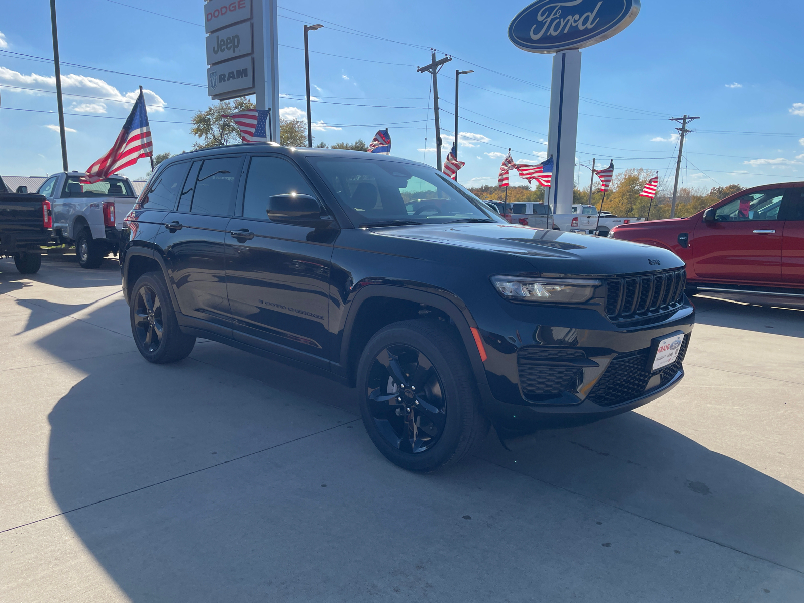 2025 Jeep Grand Cherokee  1