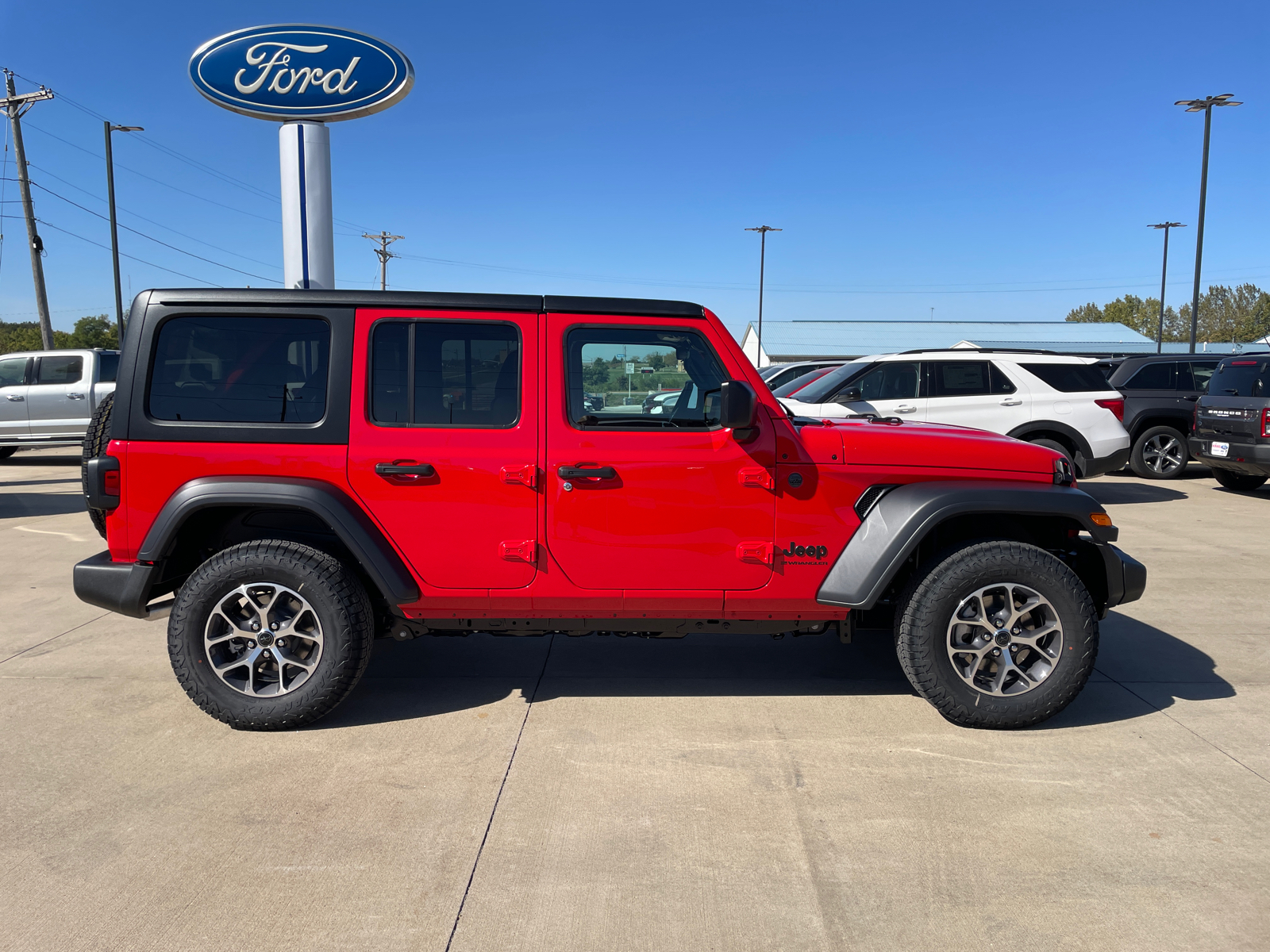 2024 Jeep Wrangler Sport S 8