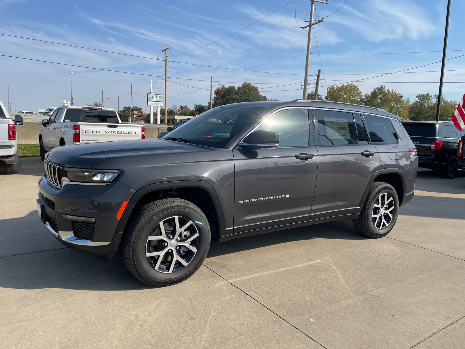 2024 Jeep Grand Cherokee L Limited 3