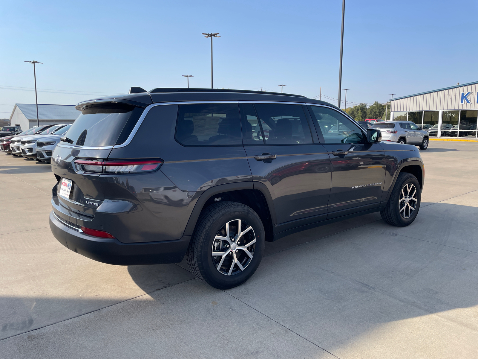 2024 Jeep Grand Cherokee L Limited 7