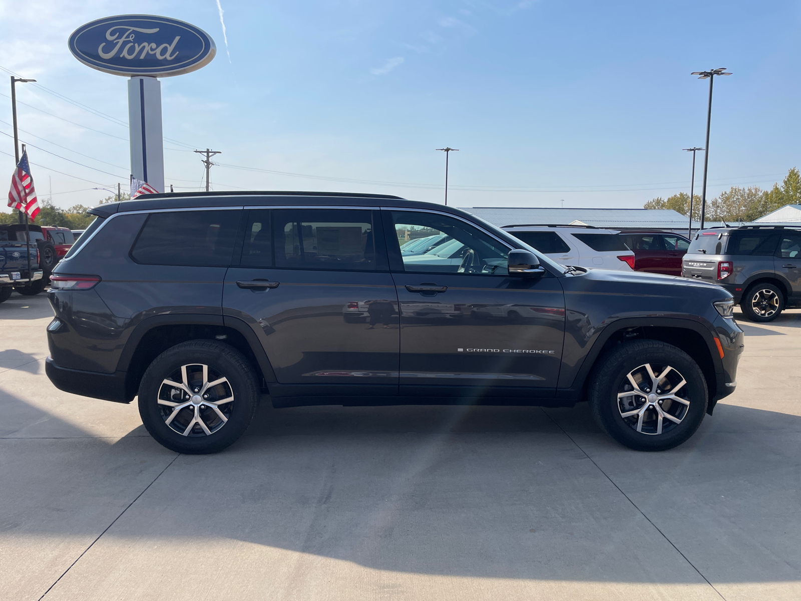 2024 Jeep Grand Cherokee L Limited 8