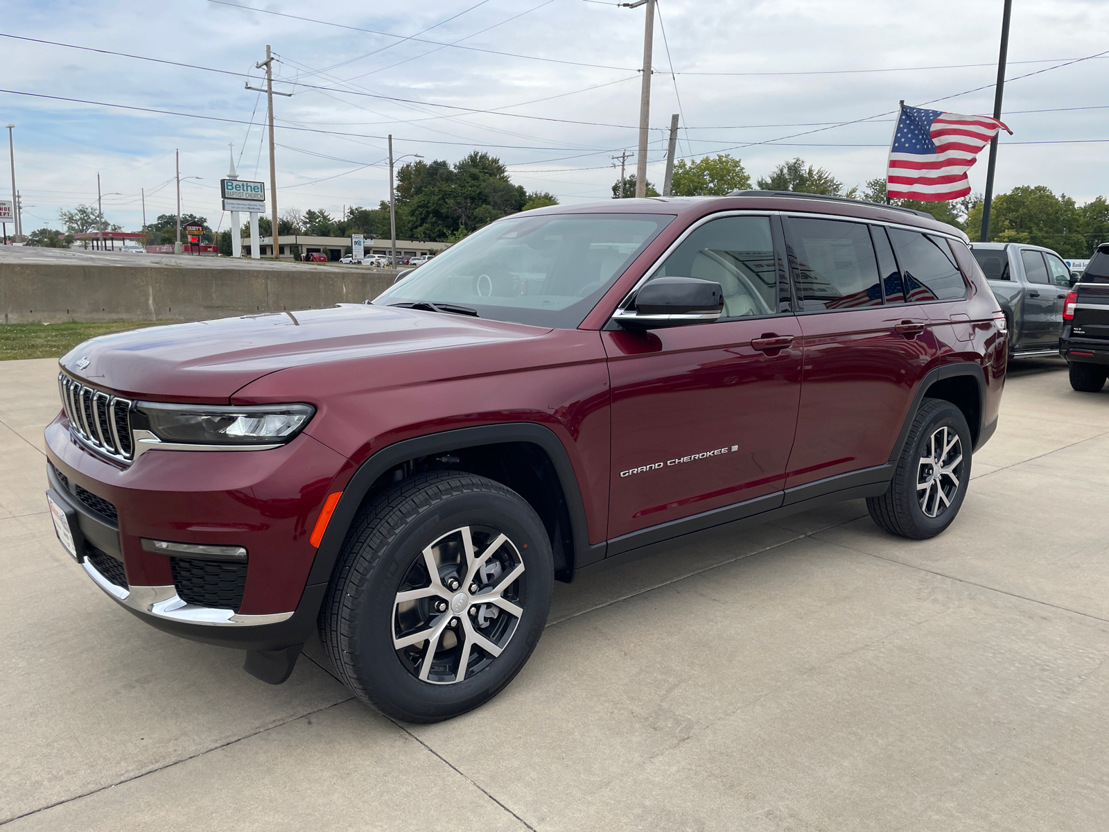 2025 Jeep Grand Cherokee L Limited 3