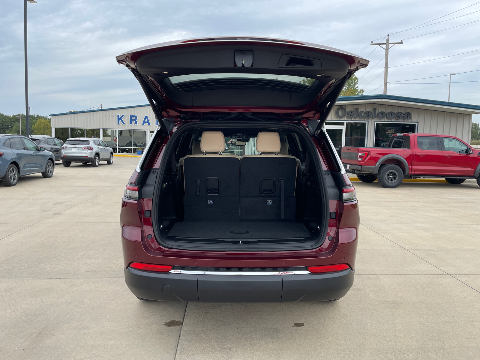 2025 Jeep Grand Cherokee L Limited 9