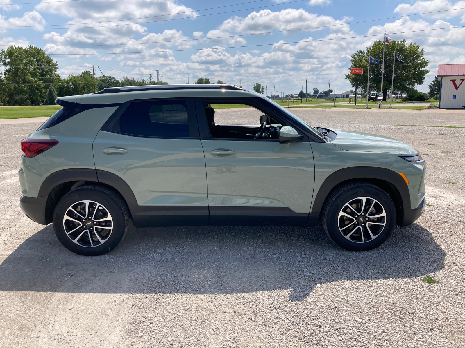 2025 Chevrolet TrailBlazer LT 3