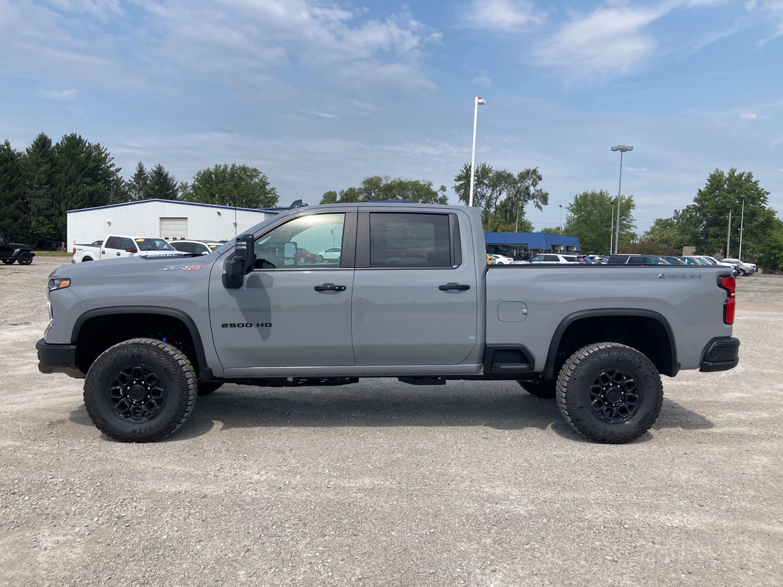 2025 Chevrolet Silverado 2500HD ZR2 5