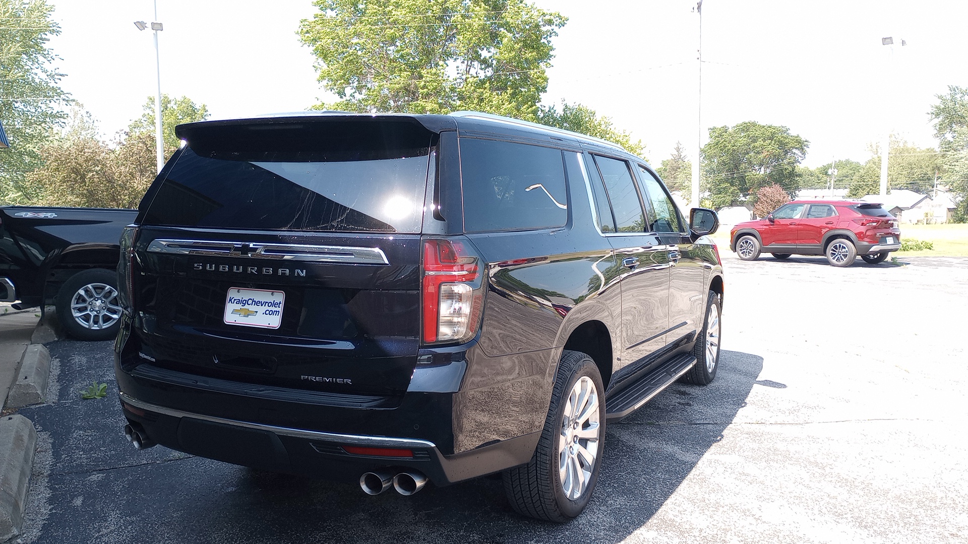 2024 Chevrolet Suburban Premier 4