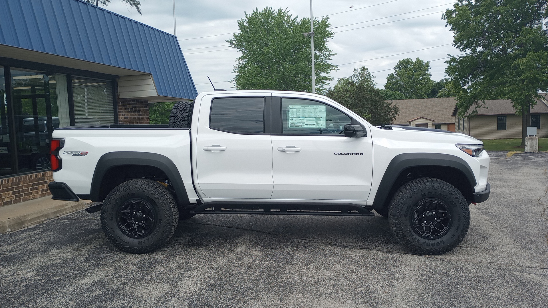 2024 Chevrolet Colorado ZR2 4