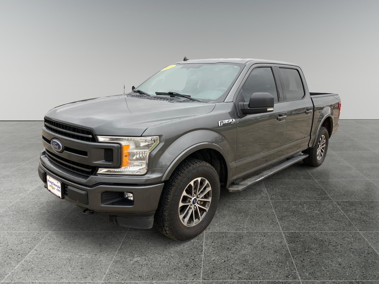 2018 Ford F-150 XLT 2