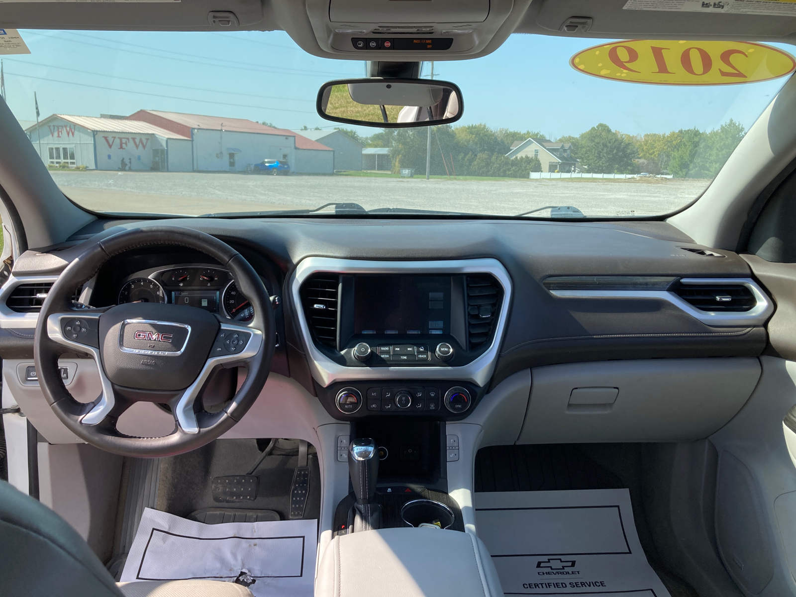 2019 GMC Acadia SLT-1 10