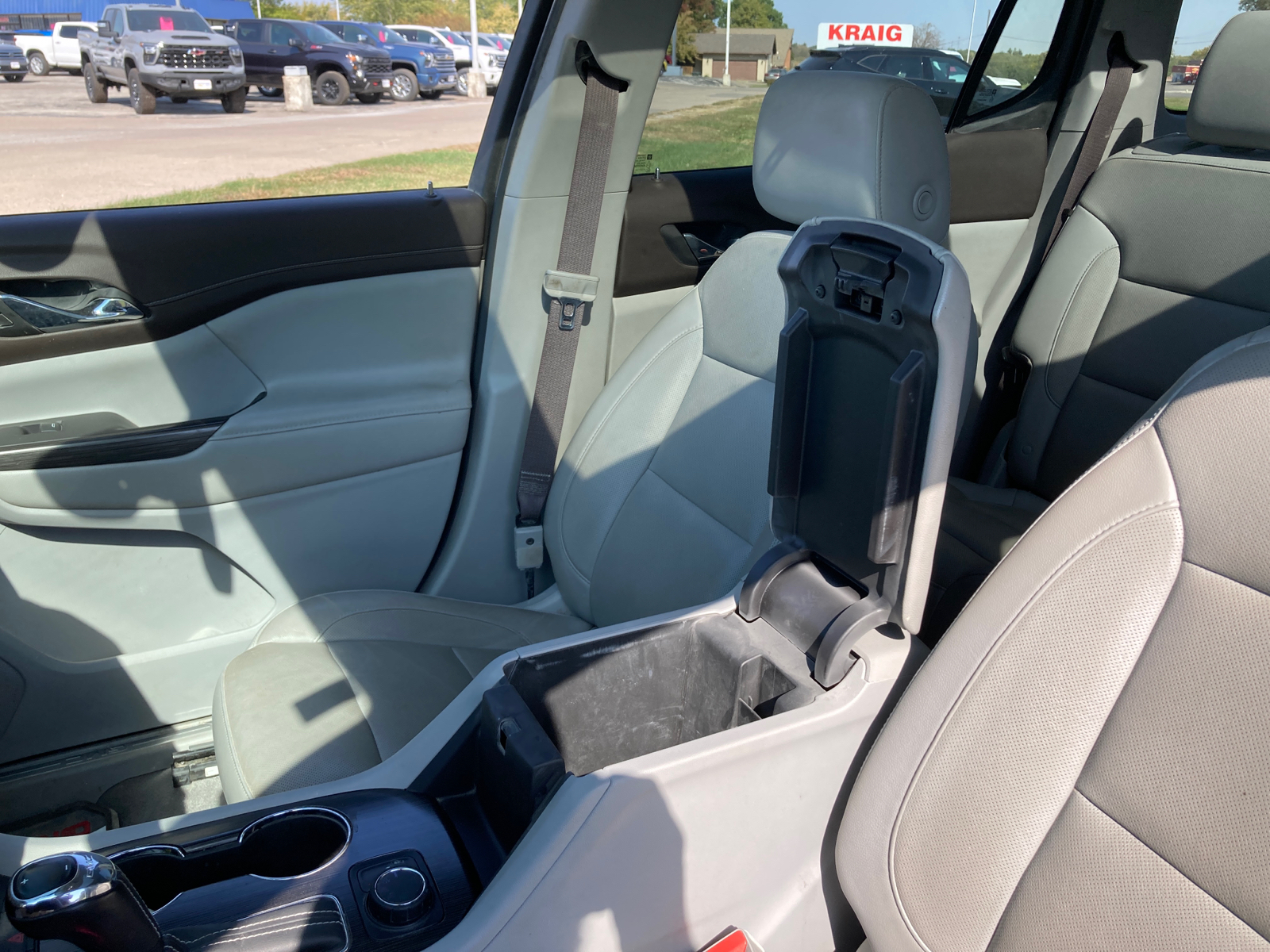 2019 GMC Acadia SLT-1 26