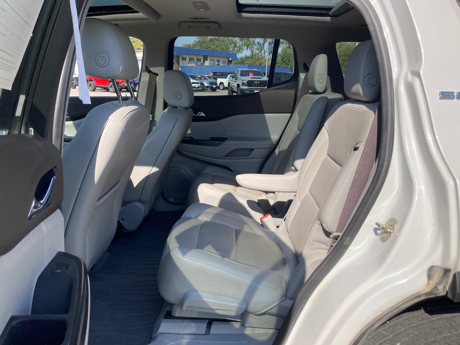 2019 GMC Acadia SLT-1 30