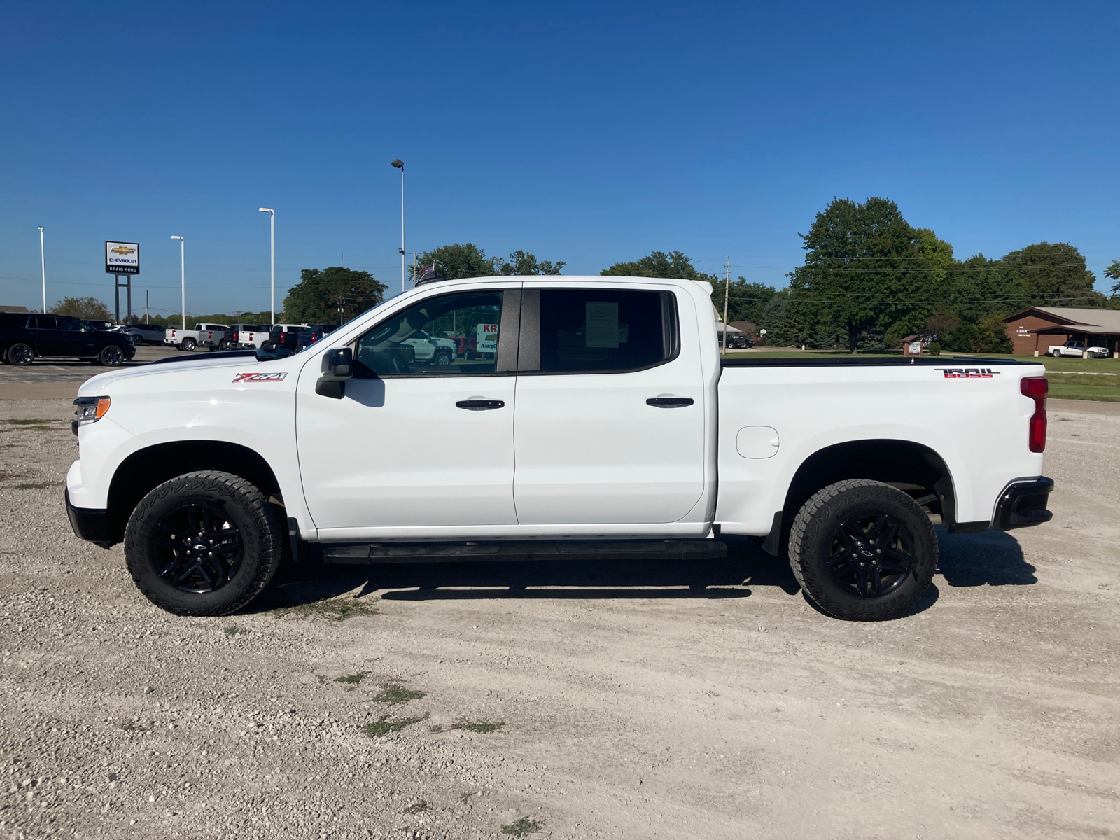 2024 Chevrolet Silverado 1500 LT Trail Boss 5