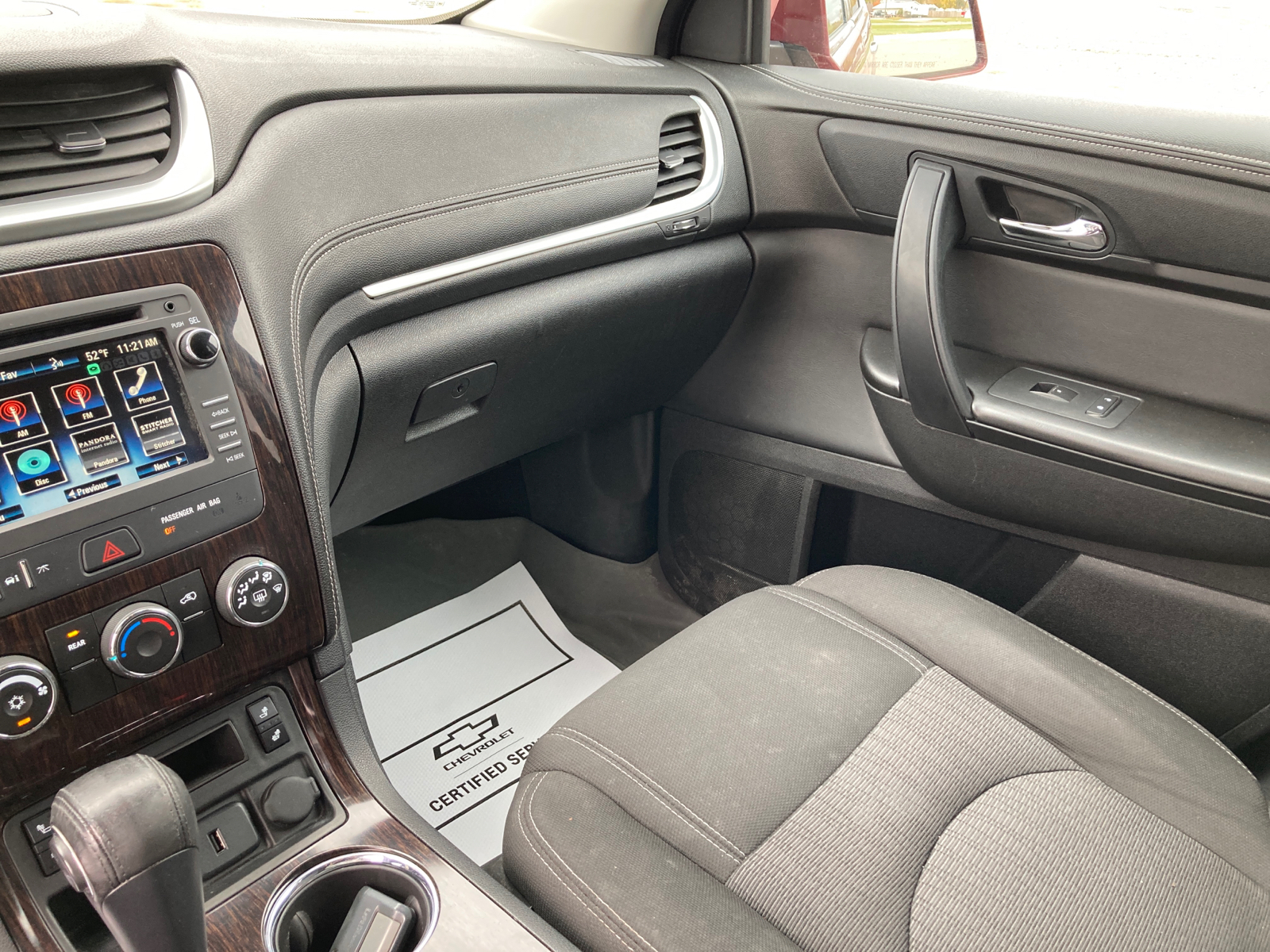 2016 Chevrolet Traverse LT 24