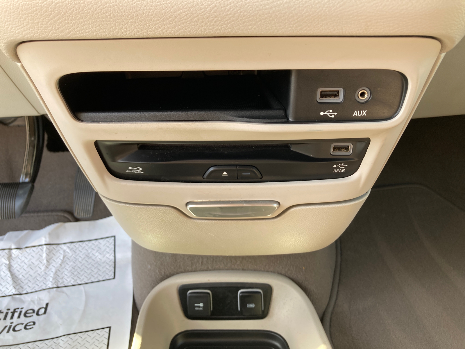 2019 Chrysler Pacifica Touring L Plus 22