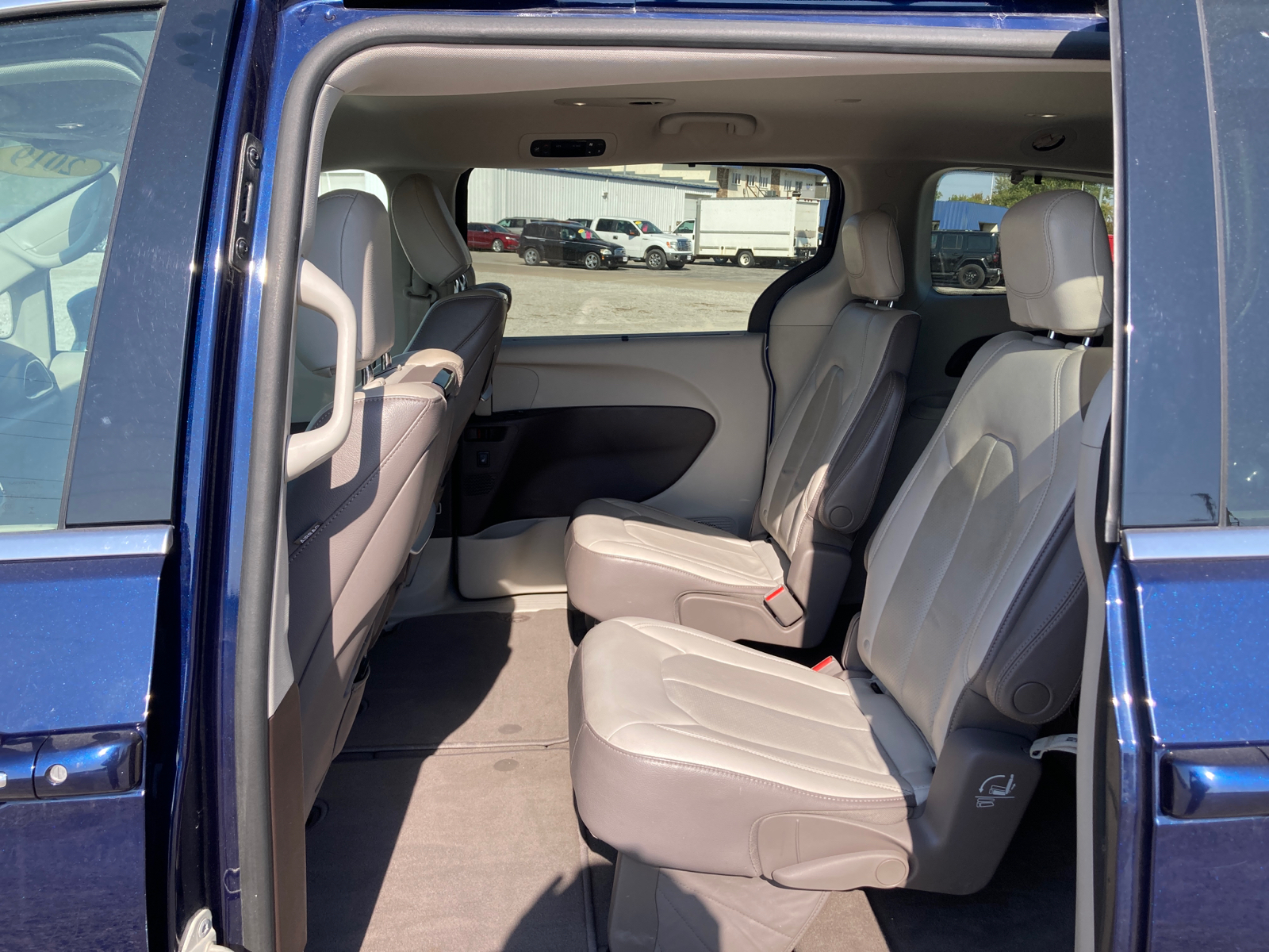 2019 Chrysler Pacifica Touring L Plus 31