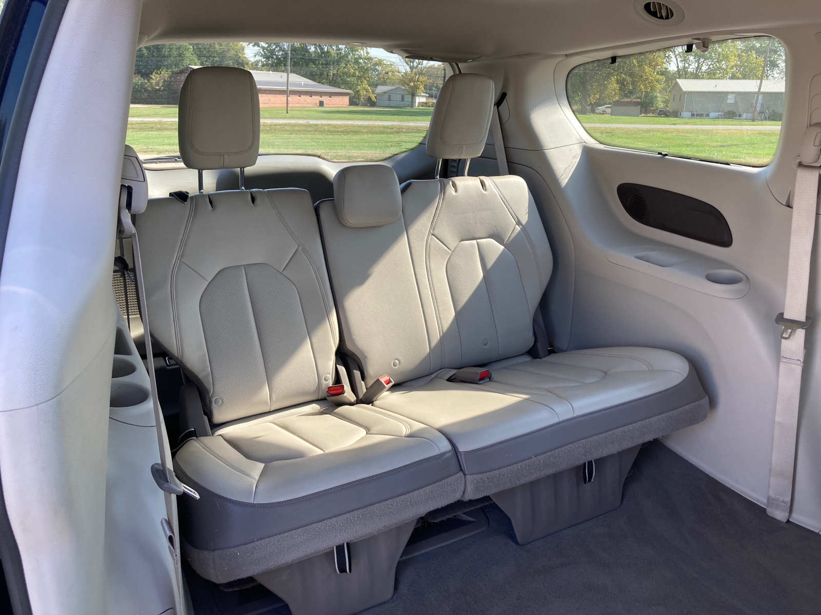 2019 Chrysler Pacifica Touring L Plus 33