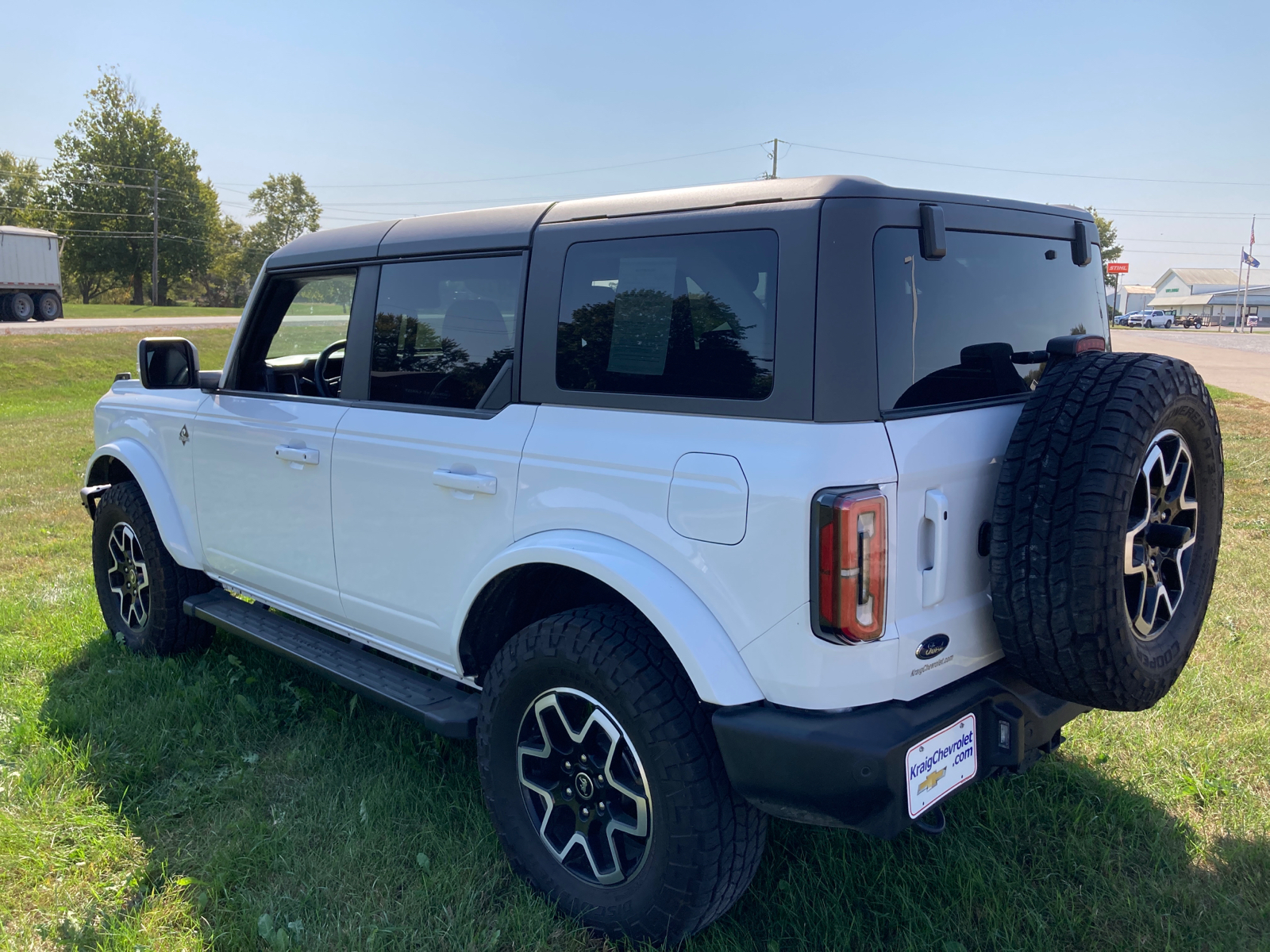 2023 Ford Bronco Outer Banks 6