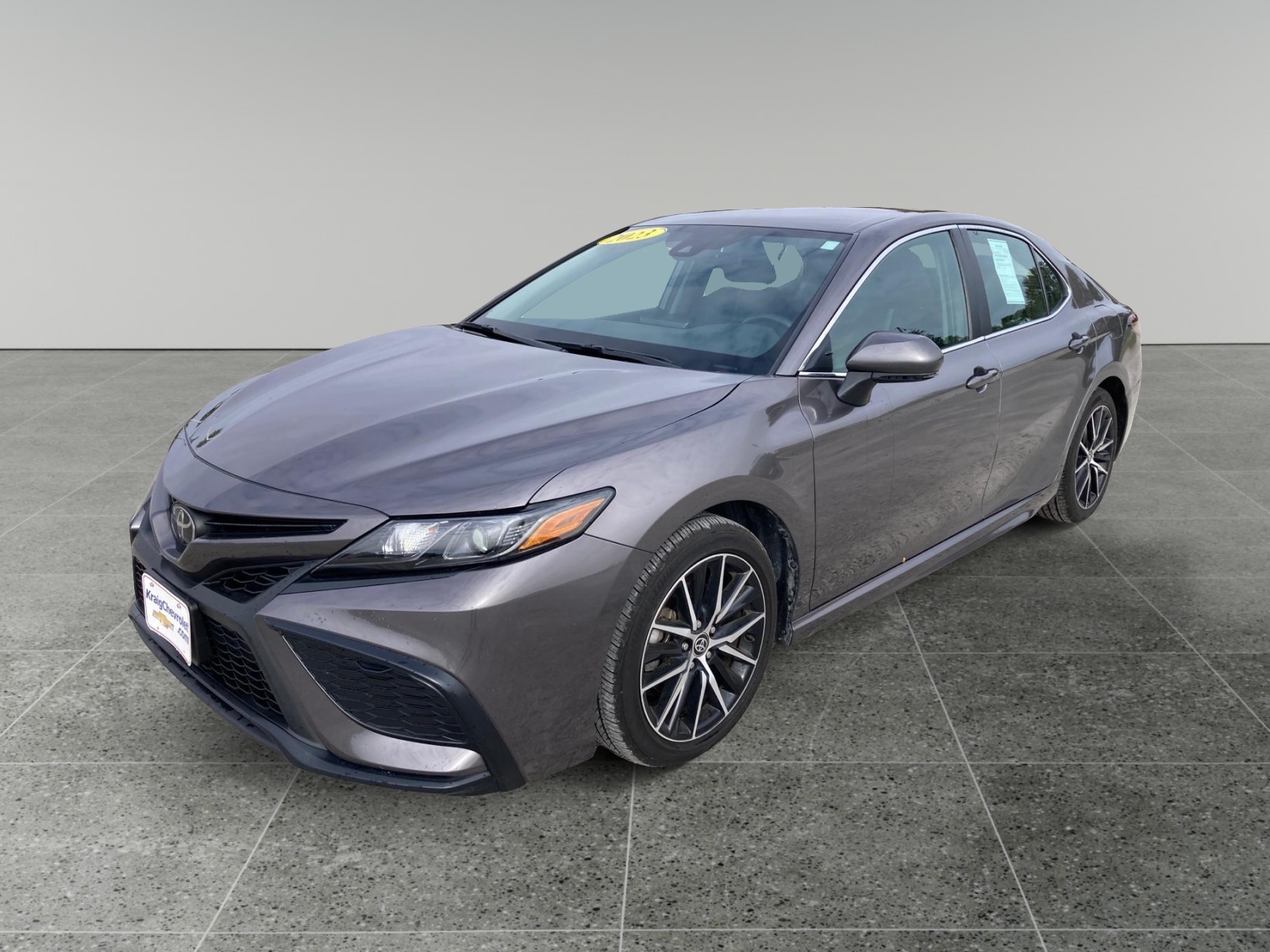 2023 Toyota Camry SE Nightshade 2