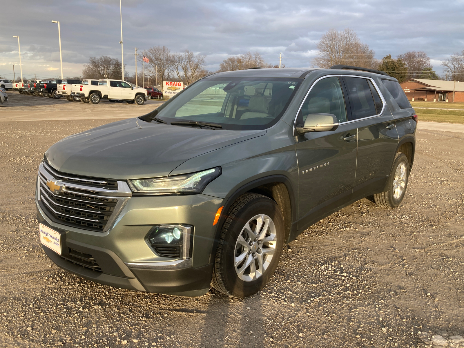 2023 Chevrolet Traverse LT 2