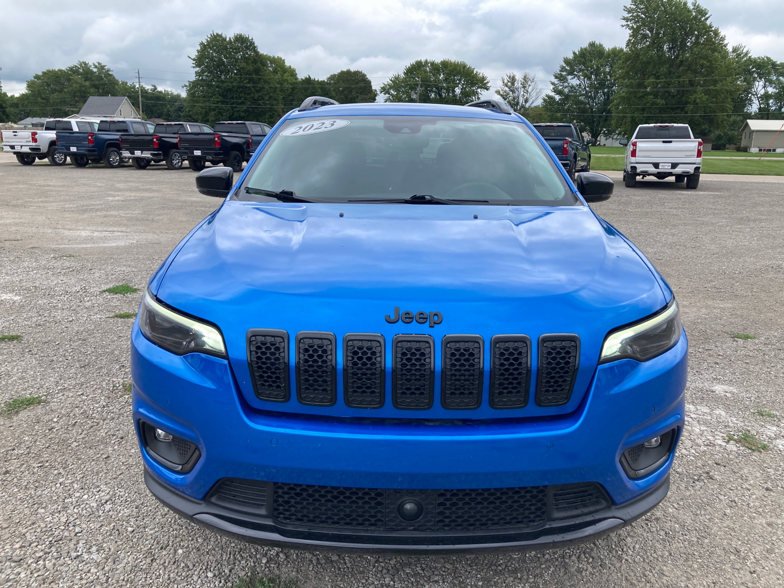 2023 Jeep Cherokee Altitude 4