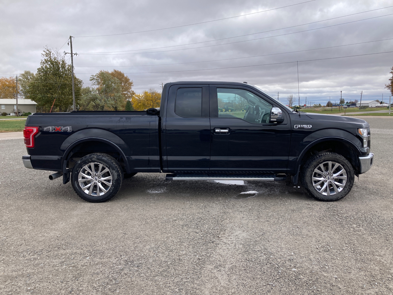 2016 Ford F-150 Lariat 3