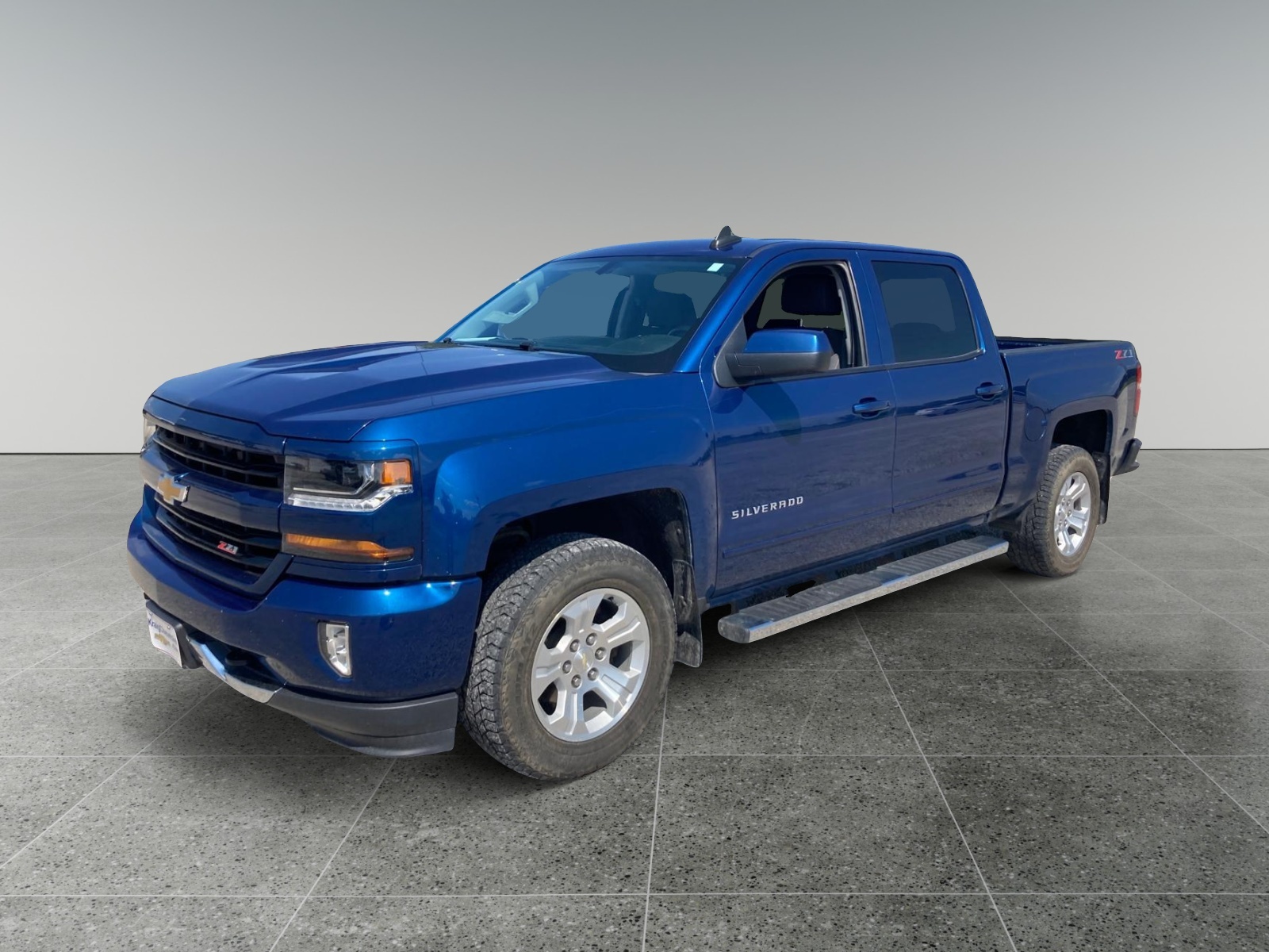 2018 Chevrolet Silverado 1500 LT 2