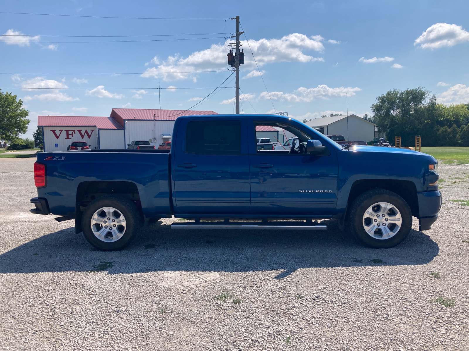 2018 Chevrolet Silverado 1500 LT 3