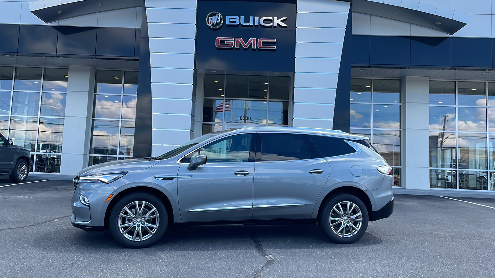 2023 Buick Enclave Premium Group 1