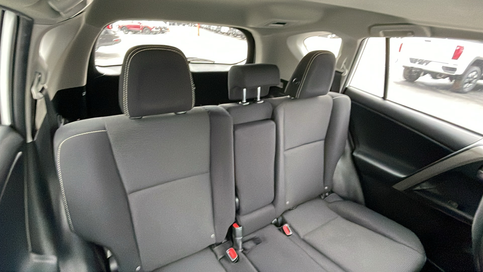 2018 Toyota RAV4 XLE 25
