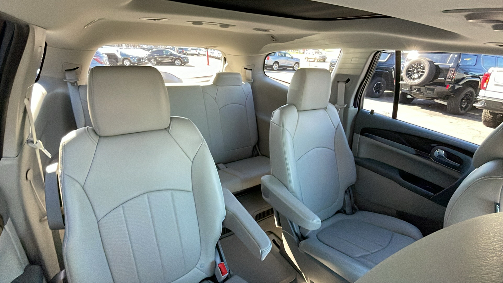 2017 Buick Enclave Leather Group 25