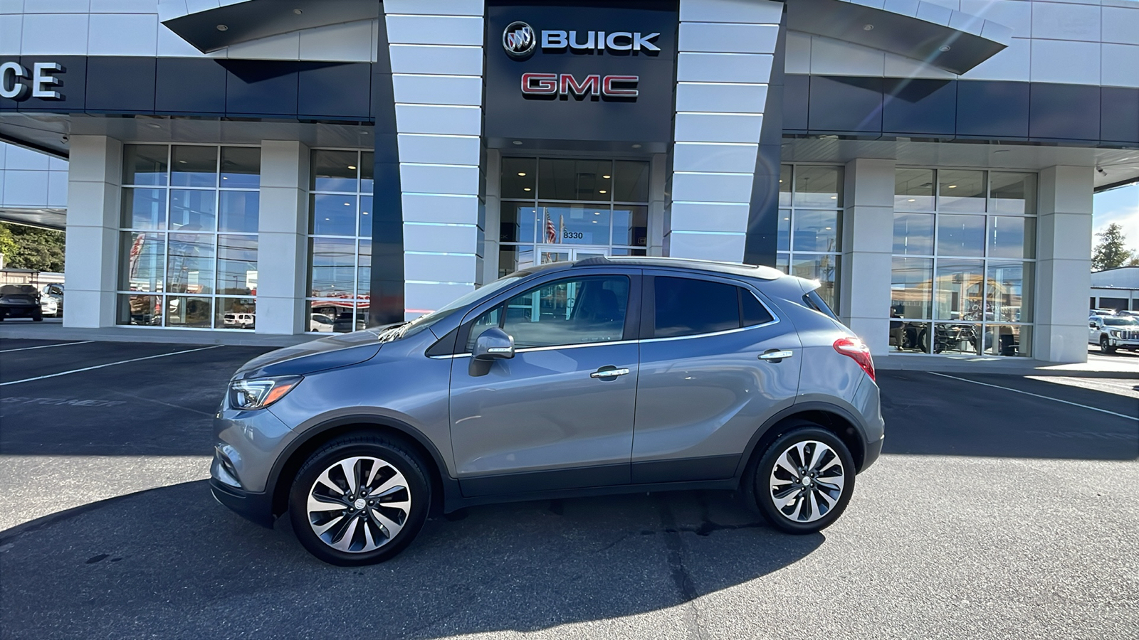 2020 Buick Encore Essence 1