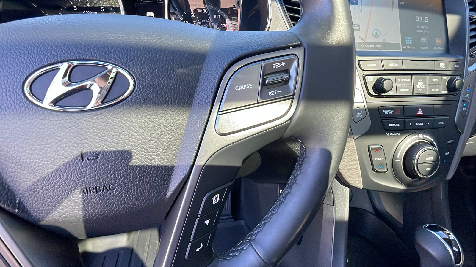 2018 Hyundai Santa Fe Sport 2.4 Base 15