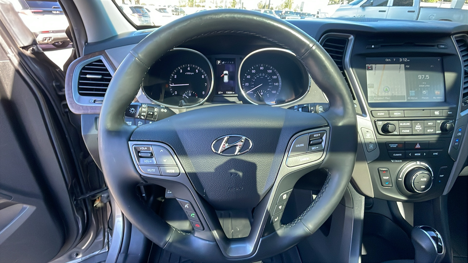 2018 Hyundai Santa Fe Sport 2.4 Base 17