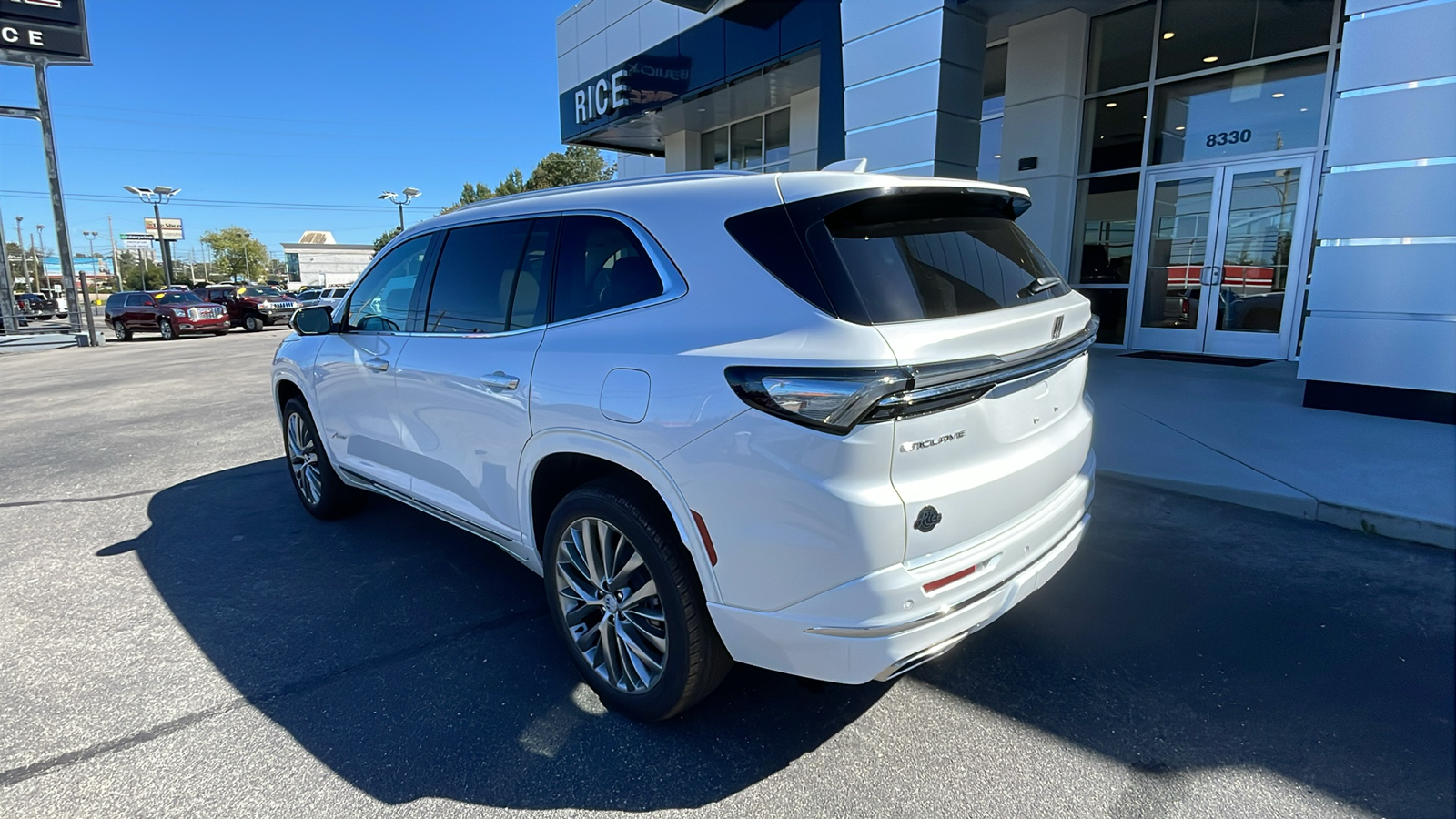 2025 Buick Enclave Avenir 3