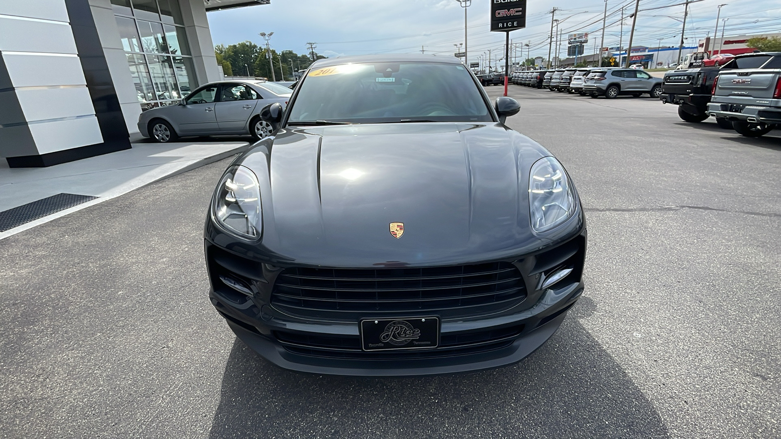 2019 Porsche Macan Base 9