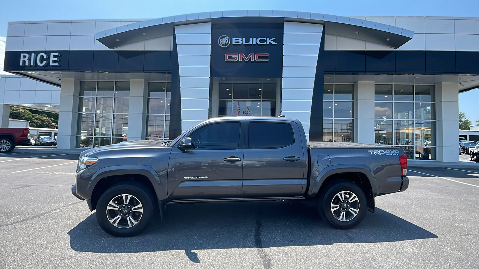 2017 Toyota Tacoma TRD Sport 1