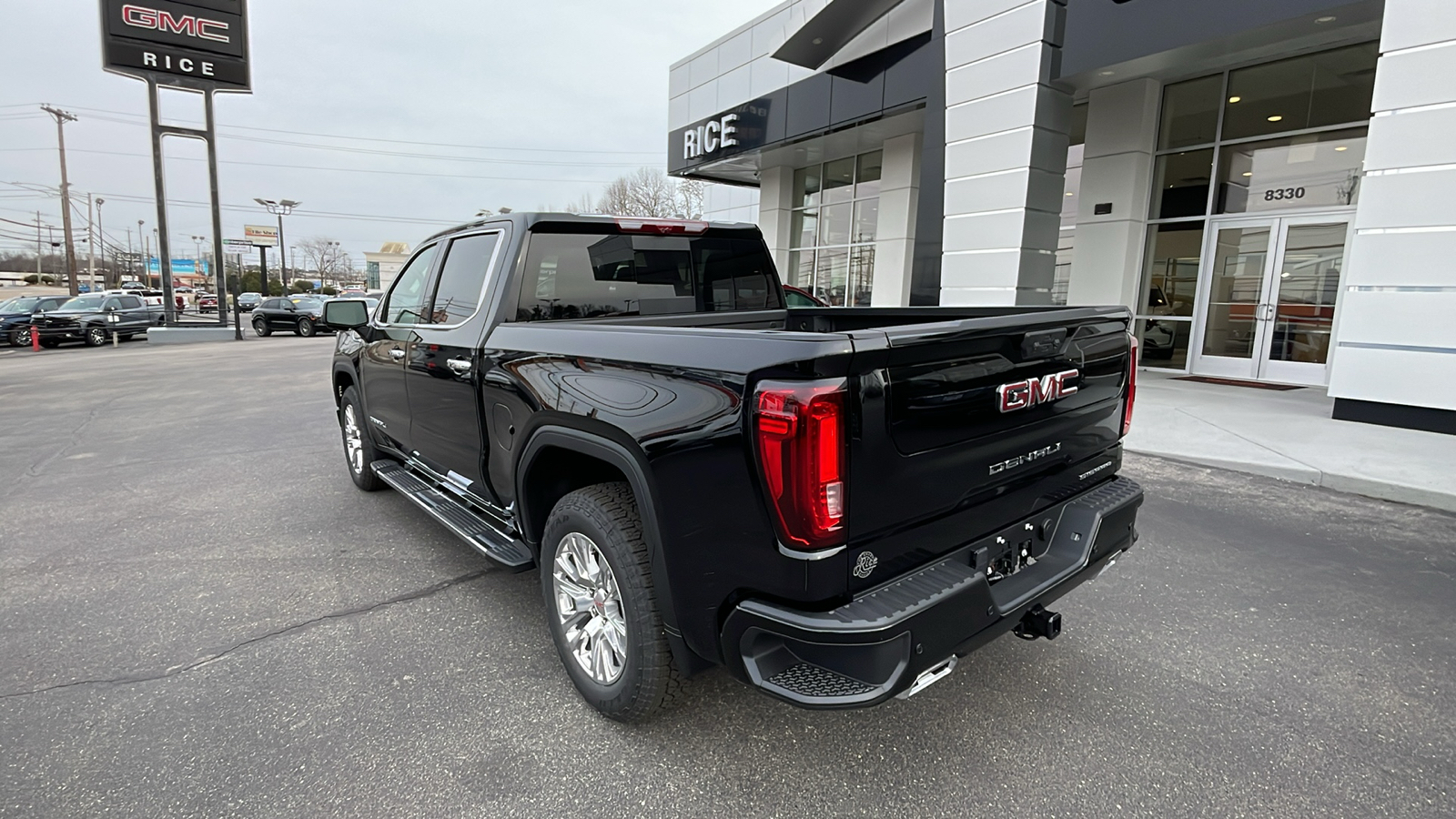 2024 GMC Sierra 1500 Denali 3