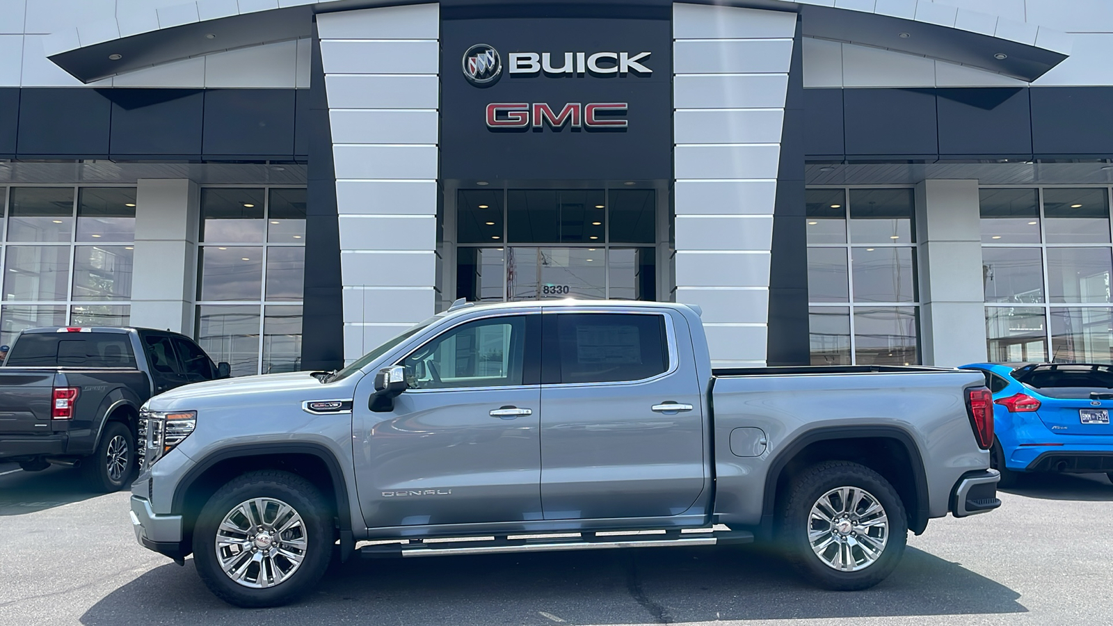 2024 GMC Sierra 1500 Denali 1