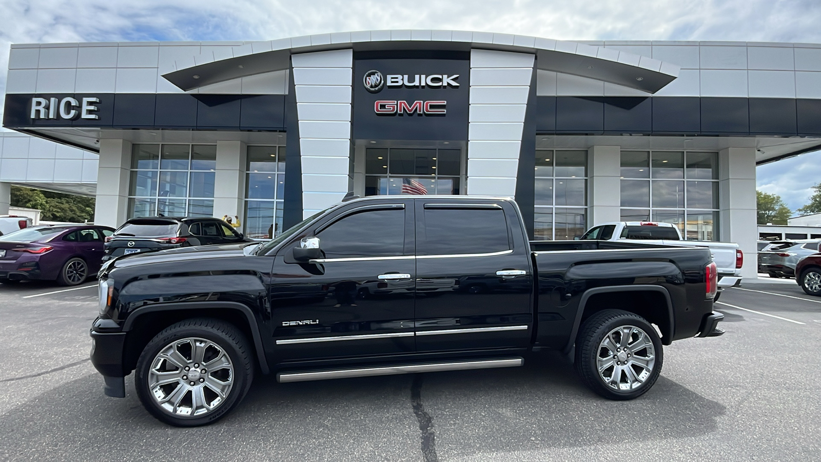 2017 GMC Sierra 1500 Denali 1