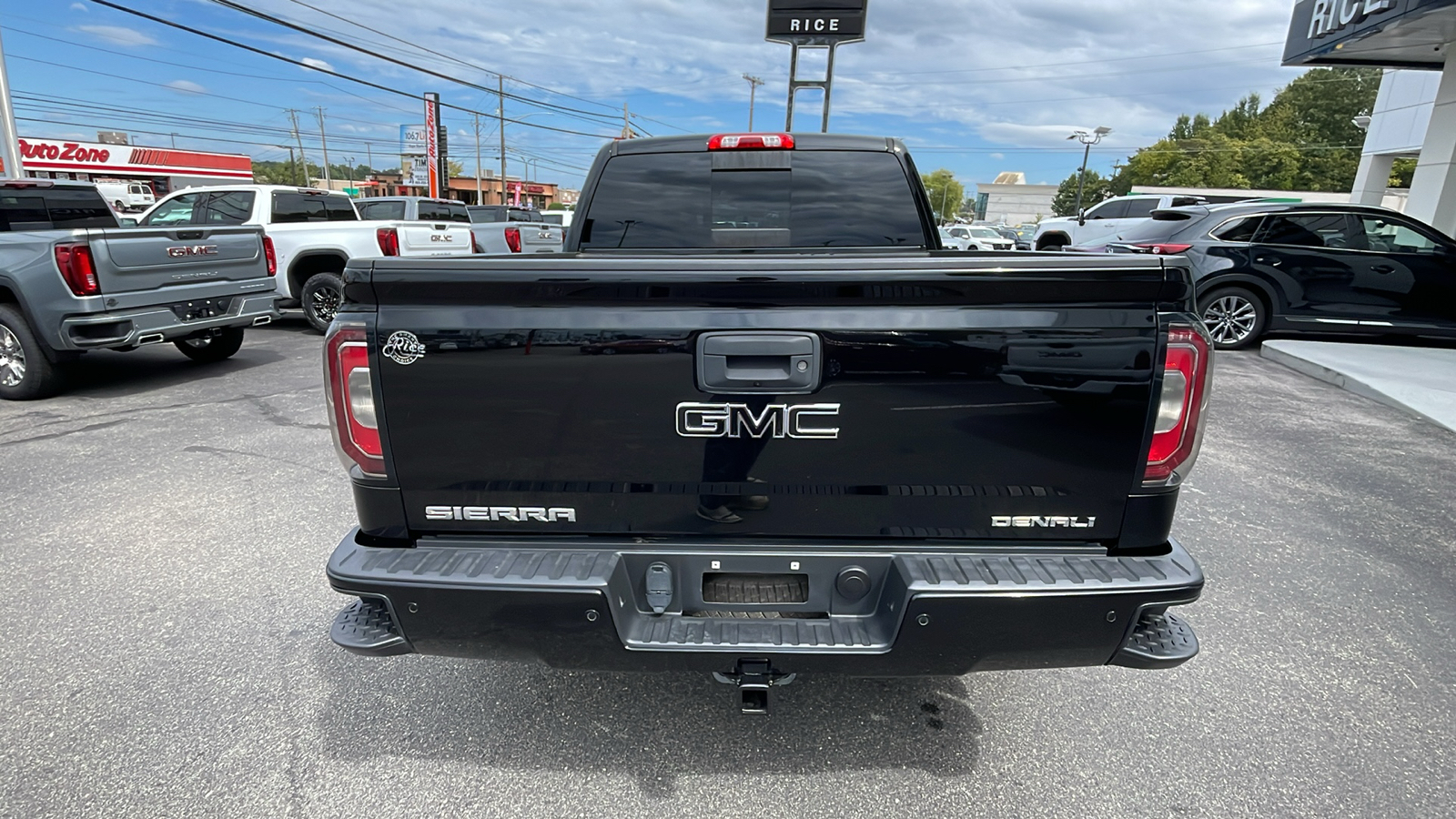 2017 GMC Sierra 1500 Denali 4