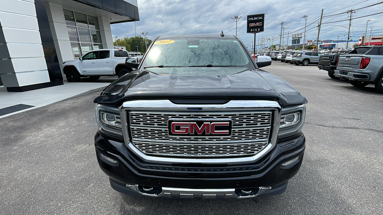 2017 GMC Sierra 1500 Denali 9