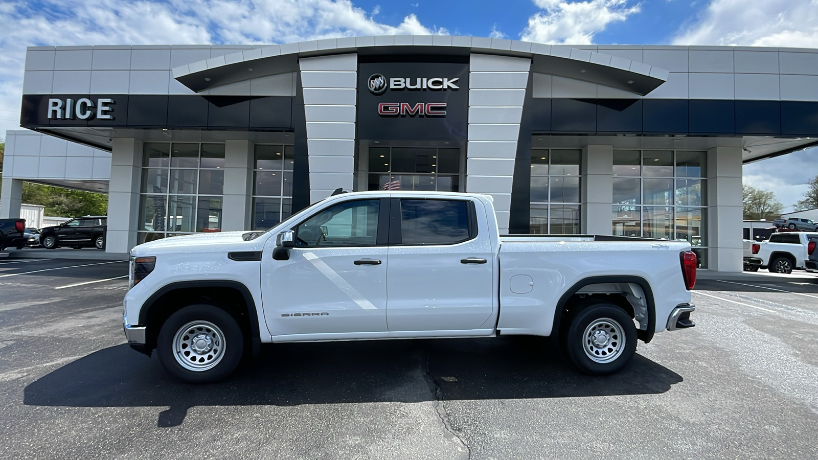 2024 GMC Sierra 1500 Pro 1