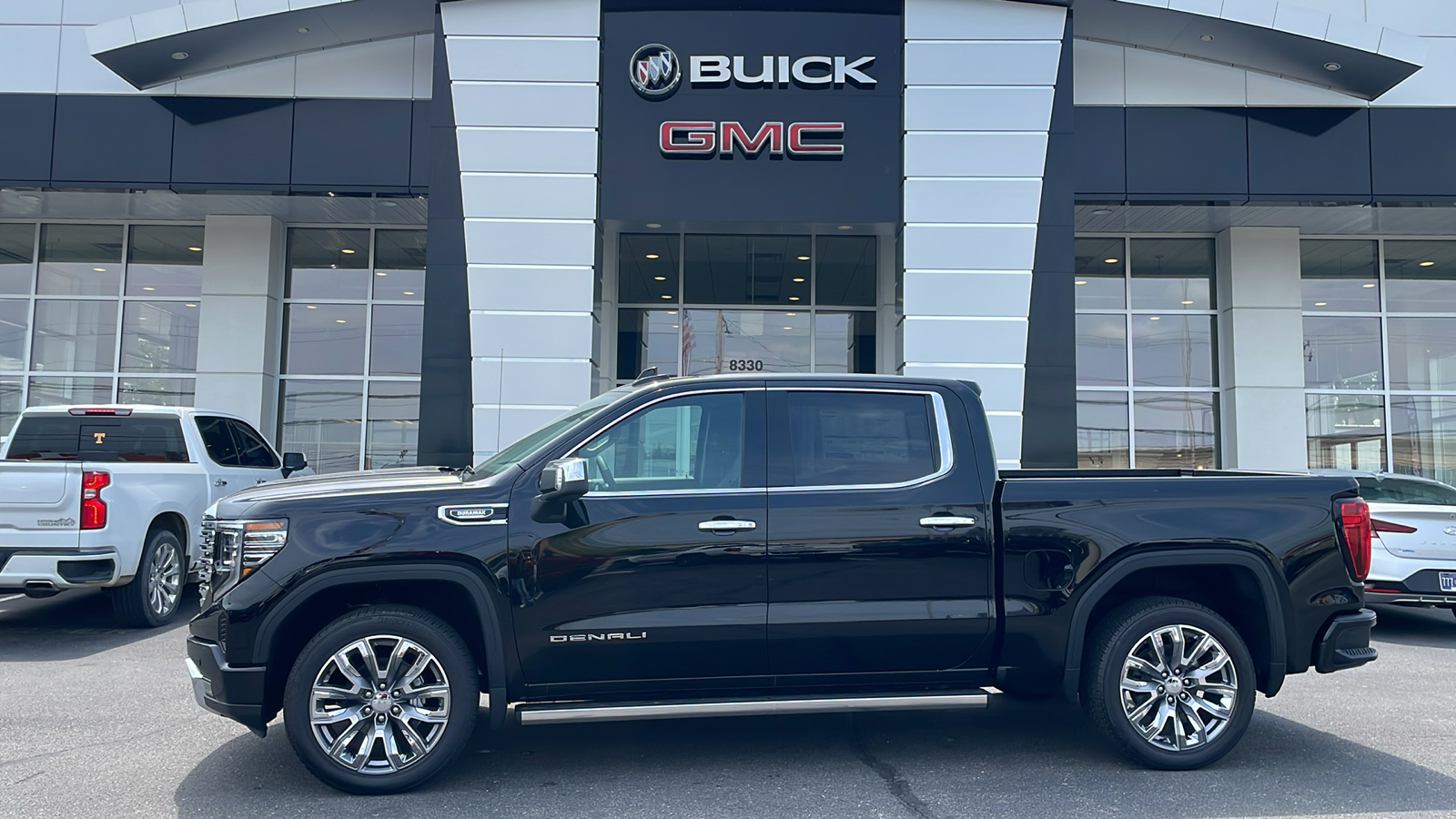 2024 GMC Sierra 1500 Denali 1