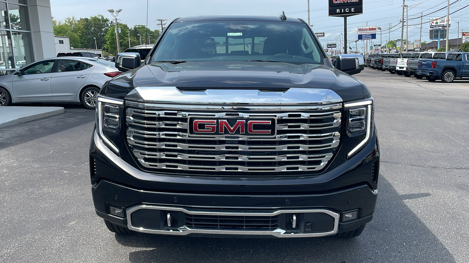 2024 GMC Sierra 1500 Denali 10