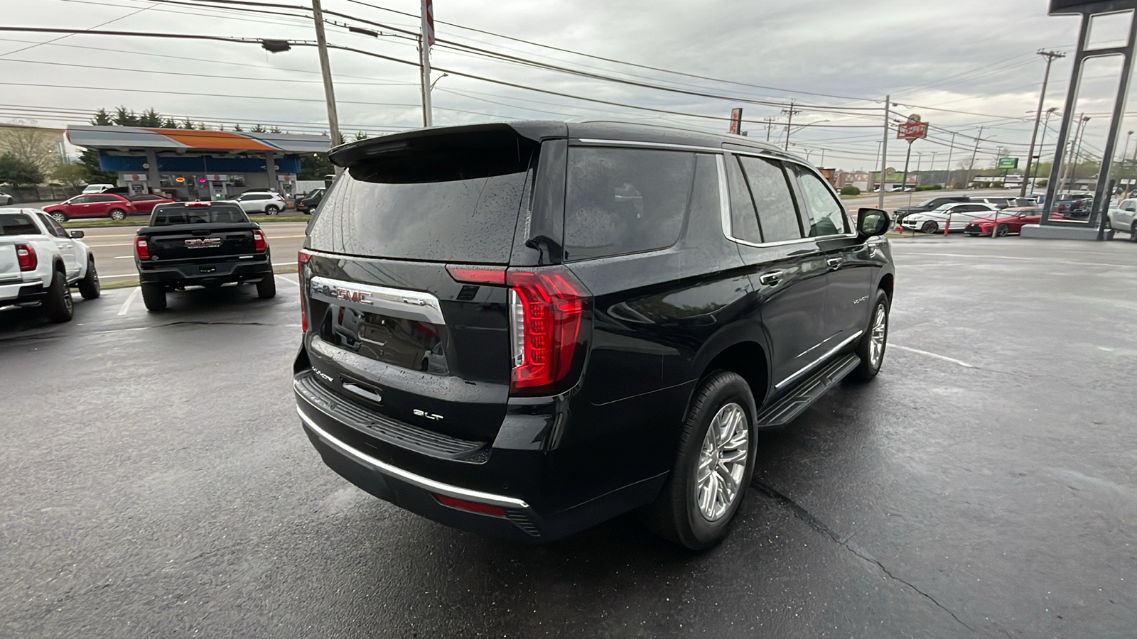 2024 GMC Yukon SLT 6