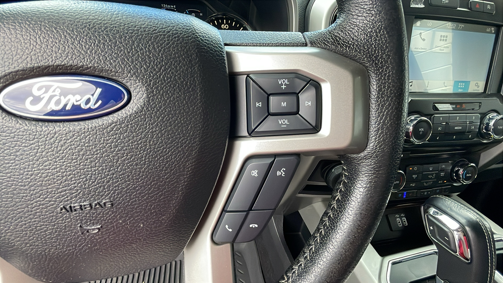 2016 Ford F-150 Lariat 15