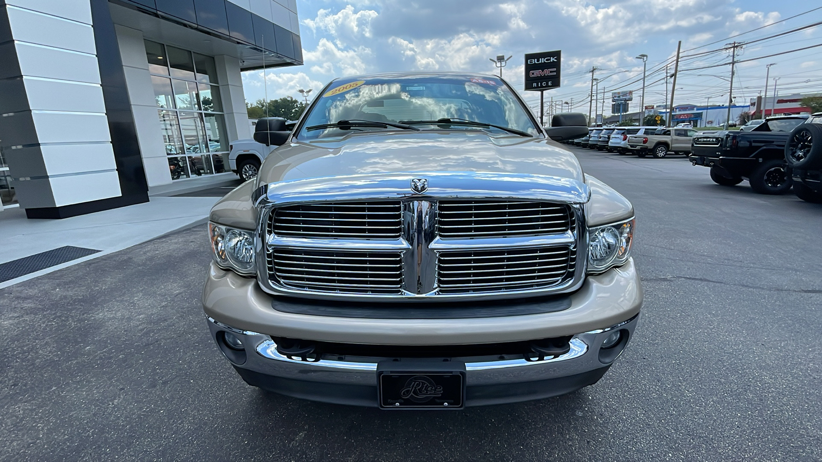 2005 Dodge Ram 2500 SLT 9