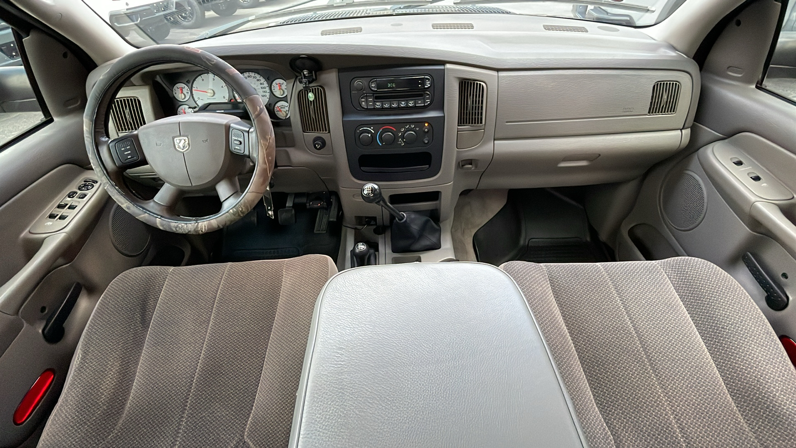 2005 Dodge Ram 2500 SLT 23