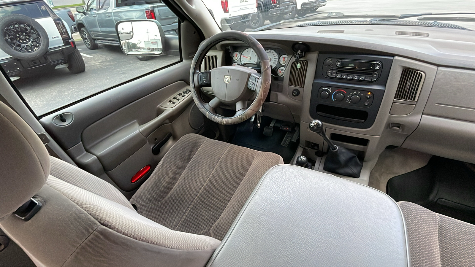 2005 Dodge Ram 2500 SLT 24