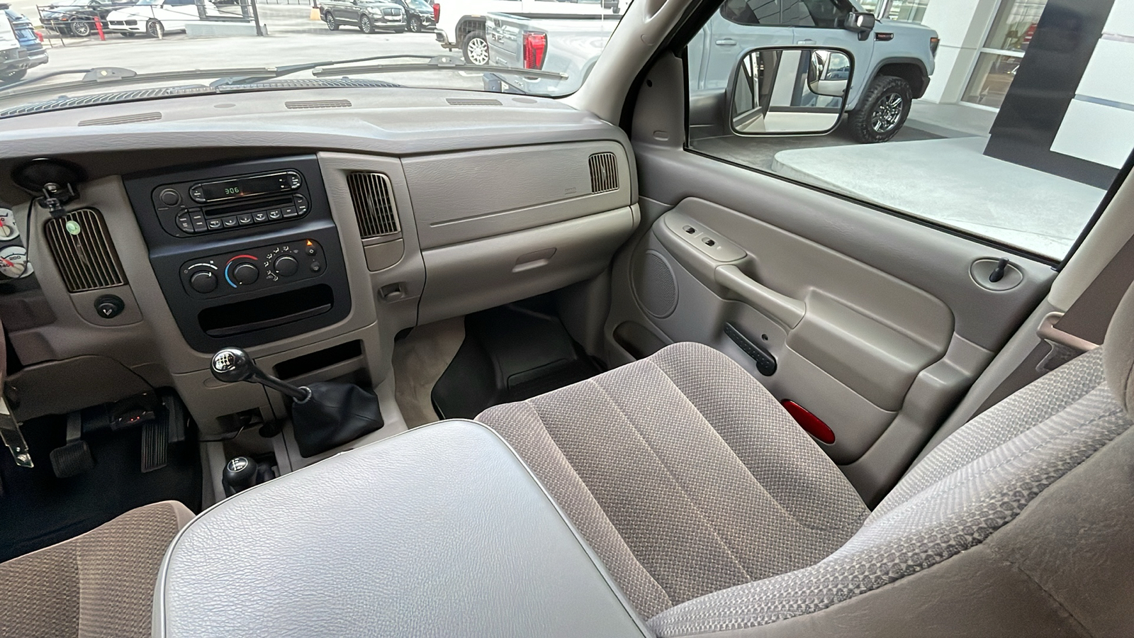 2005 Dodge Ram 2500 SLT 25